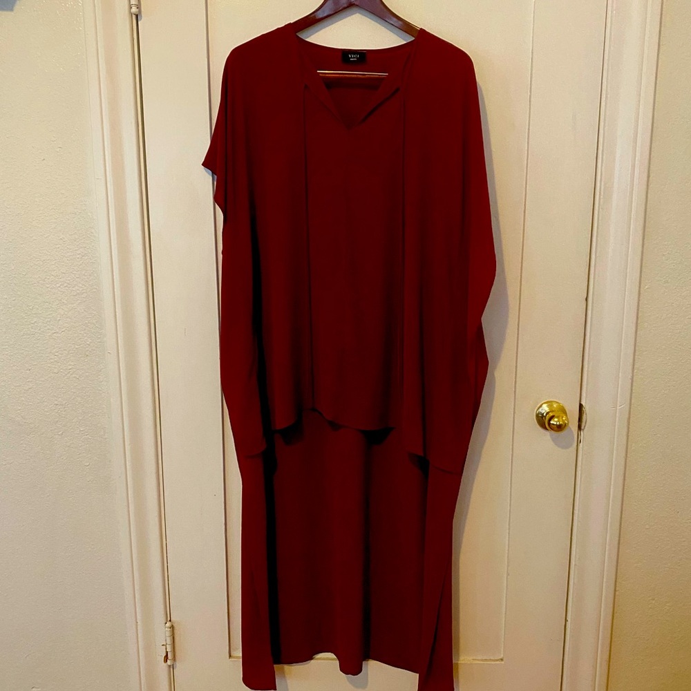 VICI high- low V neck dress